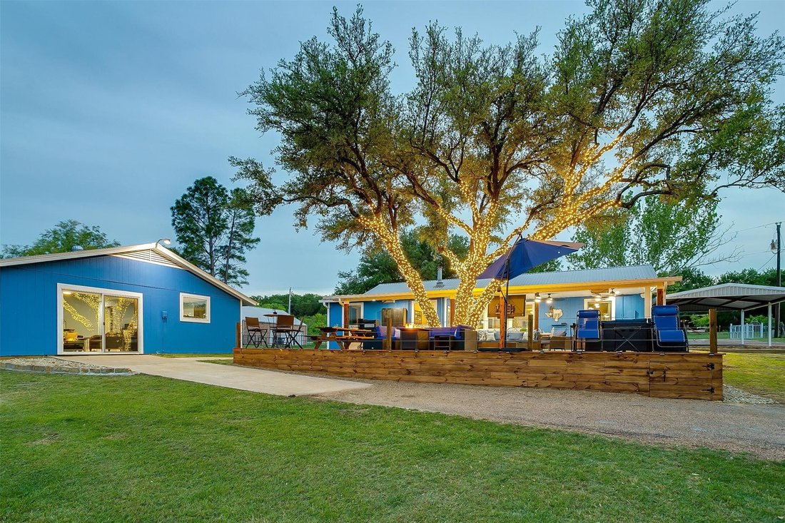 House in Gordon, Texas, United States 2 - 17533606
