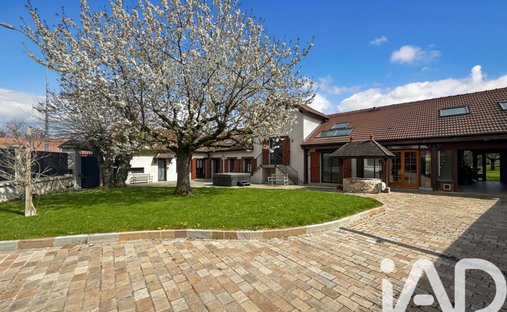 House in Evry-Gregy-sur-Yerre, Ile-de-France, France 1