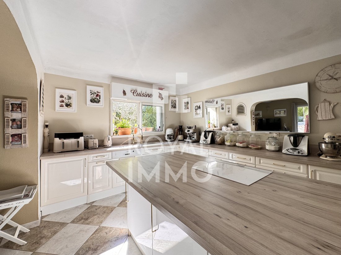 House in Le Faron-Fort-Rouge, Toulon, France 4 - 15877015
