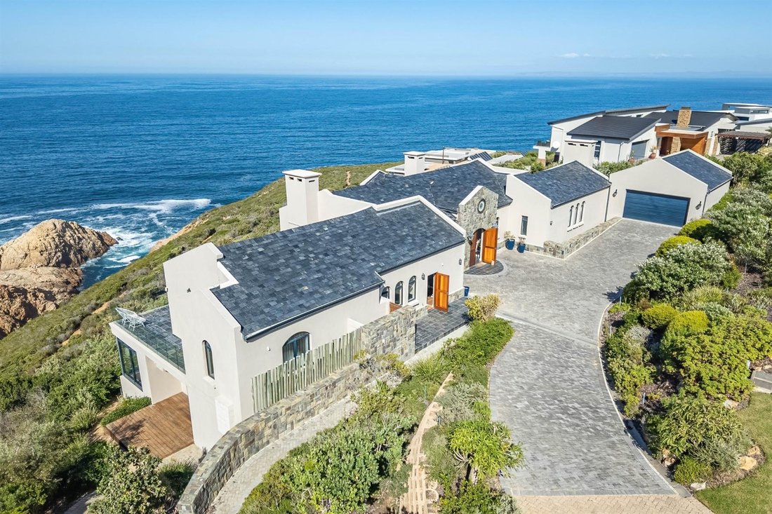 House in Oubaai Golf Estate, Western Cape, South Africa 3 - 17535404
