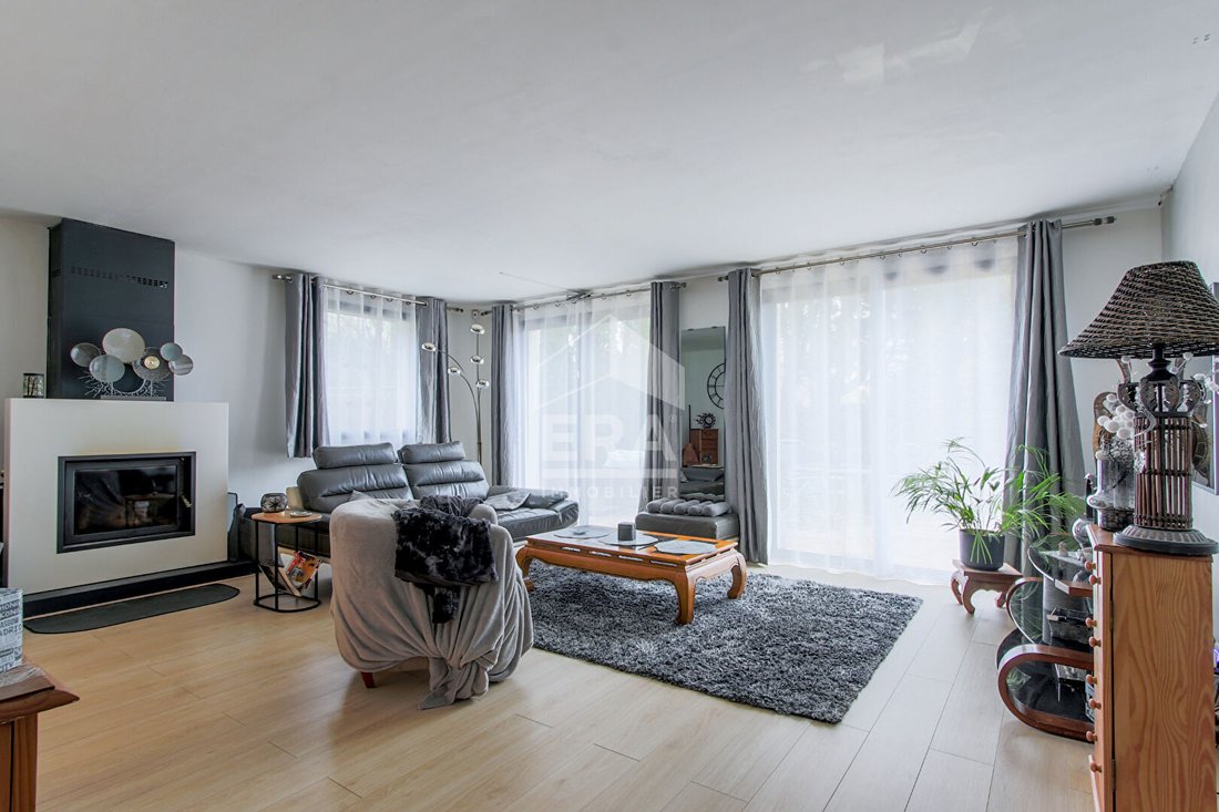 Villa in Les Alluets-le-Roi, Ile-de-France, France 3 - 17534896