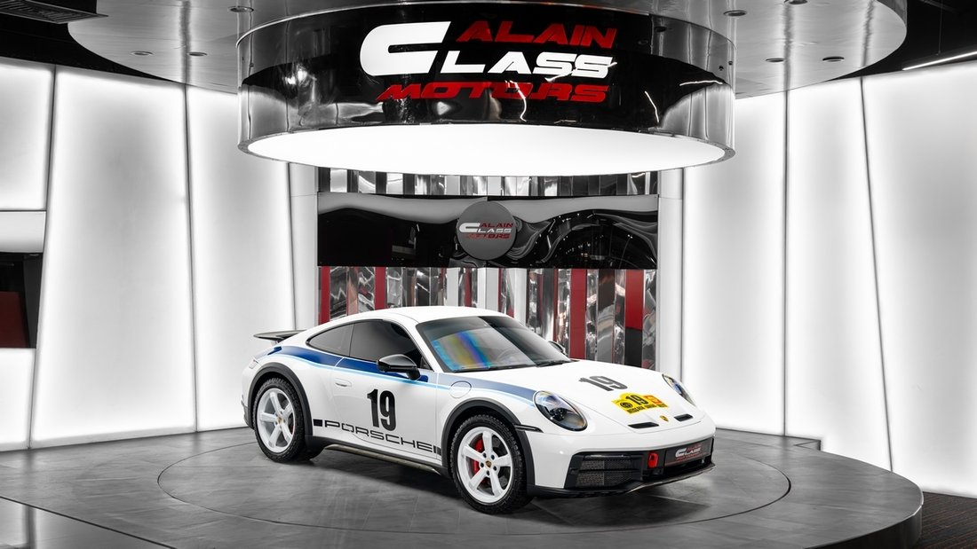 Coupe in Dubai, United Arab Emirates 1 - 17536068