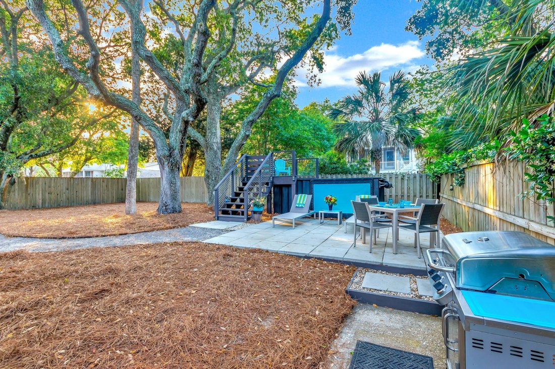 House in Isle of Palms, South Carolina, United States 2 - 17535857