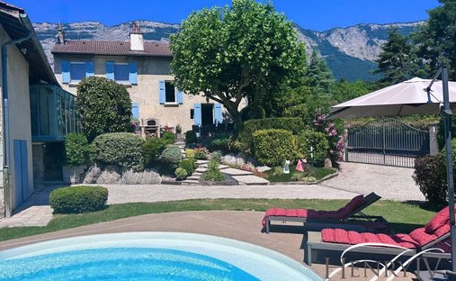 Maison à Montbonnot-Saint-Martin, Auvergne-Rhône-Alpes, France 1
