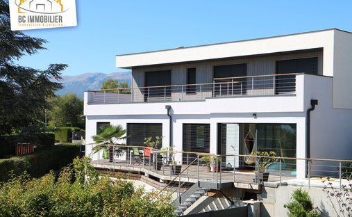 House in Prévessin-Moëns, Auvergne-Rhône-Alpes, France 1