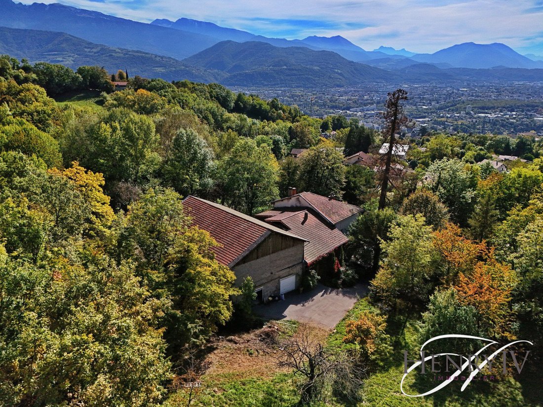 Casa a Corenc, Alvernia-Rodano-Alpi, Francia 4 - 17536240