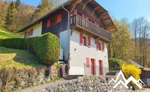 House in Saint-Jean-d'Aulps, Auvergne-Rhône-Alpes, France 1