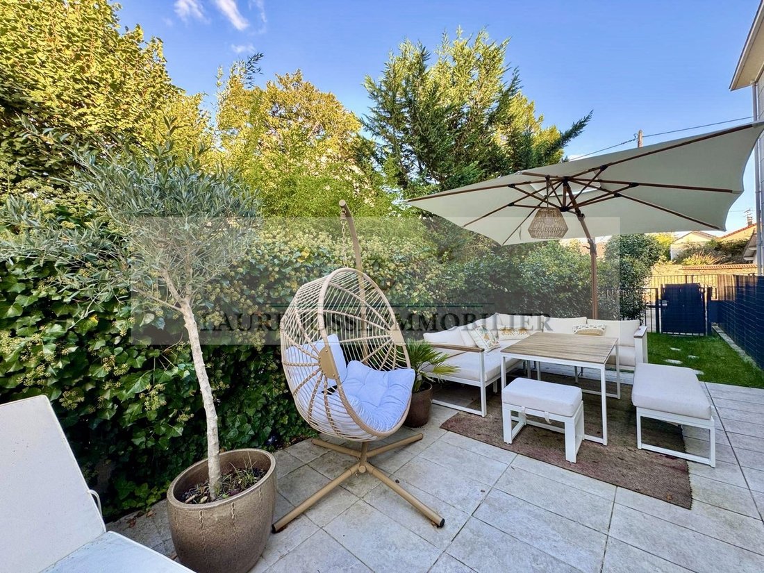 Apartment in Chatou, Ile-de-France, France 1 - 17536131