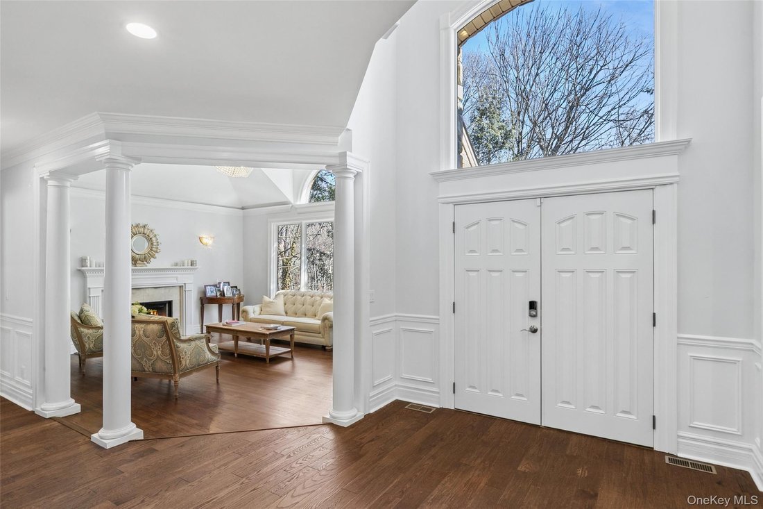 House in Laurel Hollow, New York, United States 3 - 17536061