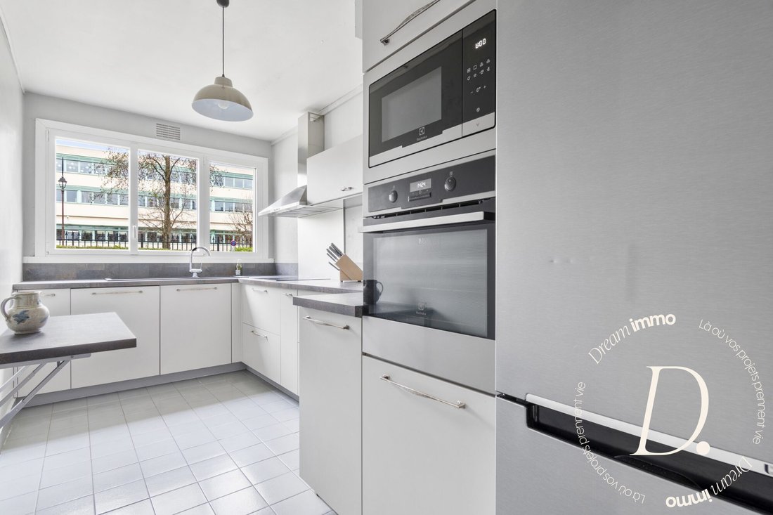 Apartment in Saint-Cloud, Ile-de-France, France 5 - 17536154