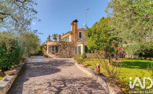 Villa in Villanova d'Albenga, Ligurien, Italien 1