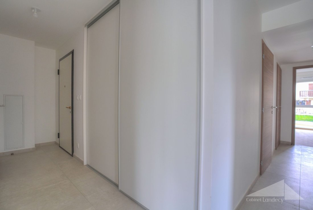 Apartment in Divonne-les-Bains, Auvergne-Rhône-Alpes, France 5 - 17536209