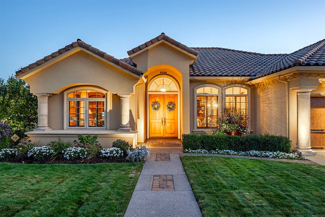 House in Medford, Oregon, United States 2 - 17535963