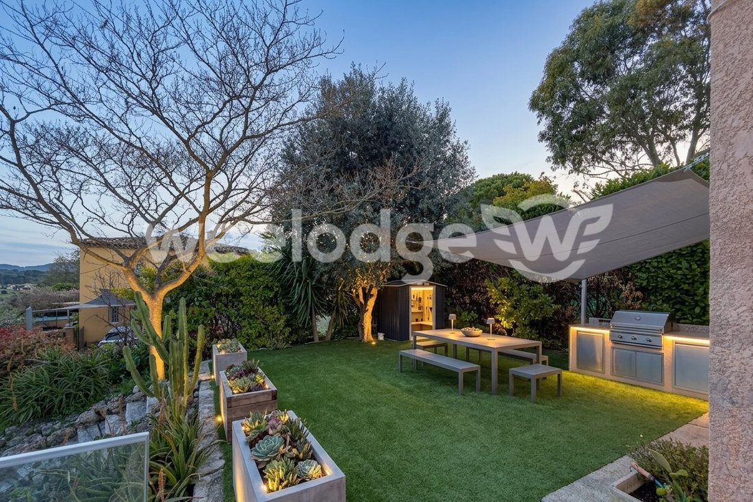 House in Mougins, Provence-Alpes-Côte d'Azur, France 3 - 17536201