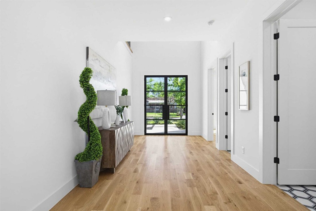 House in Dallas, Texas, United States 2 - 17535873