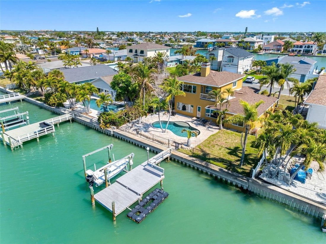House in St. Pete Beach, Florida, United States 1 - 17535946