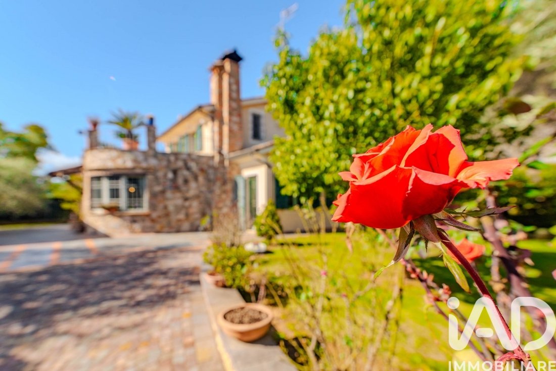 Villa in Villanova d'Albenga, Liguria, Italy 2 - 17535705