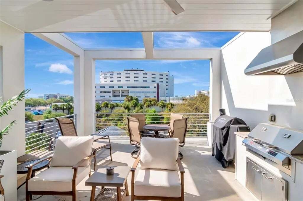 House in St. Petersburg, Florida, United States 5 - 17535885