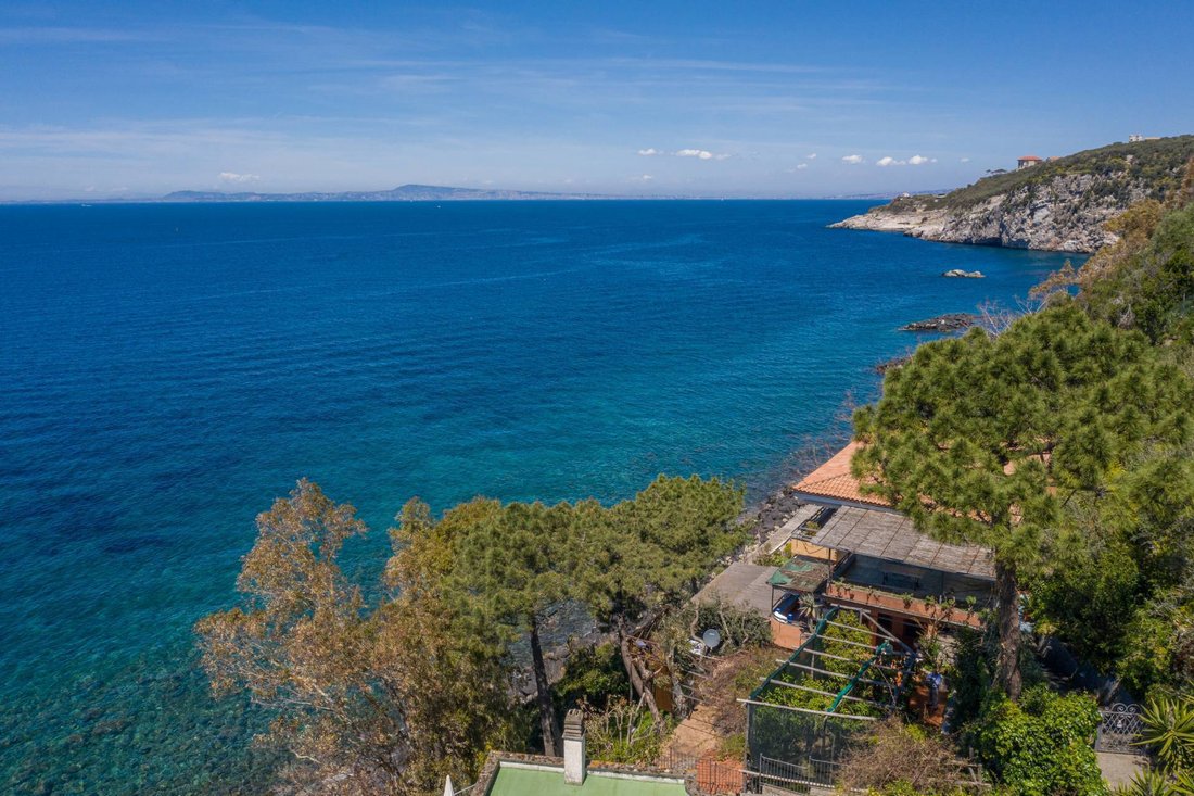 Villa in Massa Lubrense, Campania, Italy 1 - 17535883