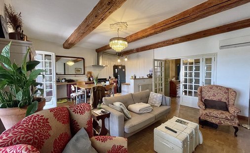 House in Servian, Occitania, France 1