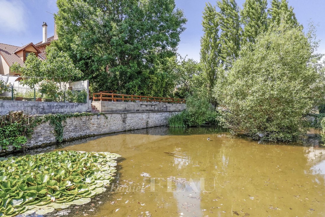 House in Pontel, Saint-Germain-en-Laye, France 2 - 17530533