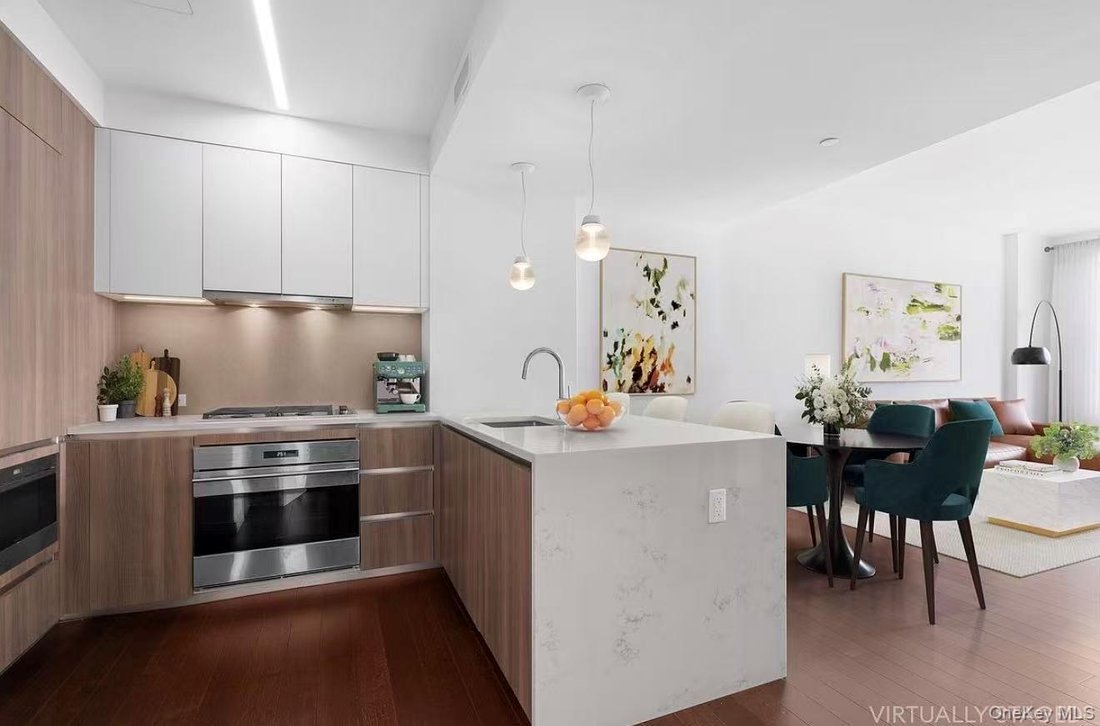 Condo in New York, New York, United States 4 - 17536882