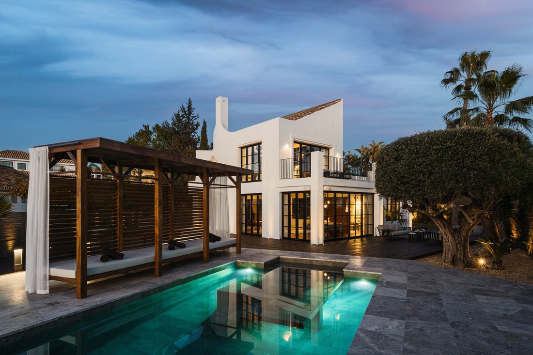 Villa in Nueva Andalucia, Marbella, Spain 1 - 17537194