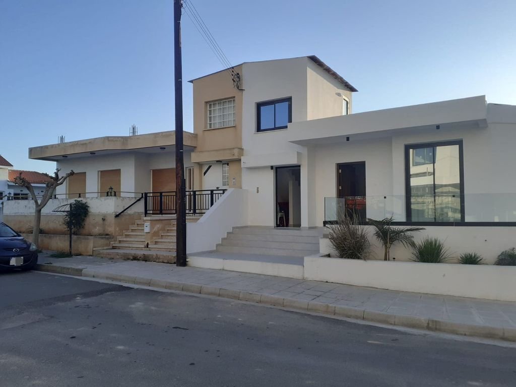 Bungalow in Paphos, Paphos, Cyprus 4 - 17537005