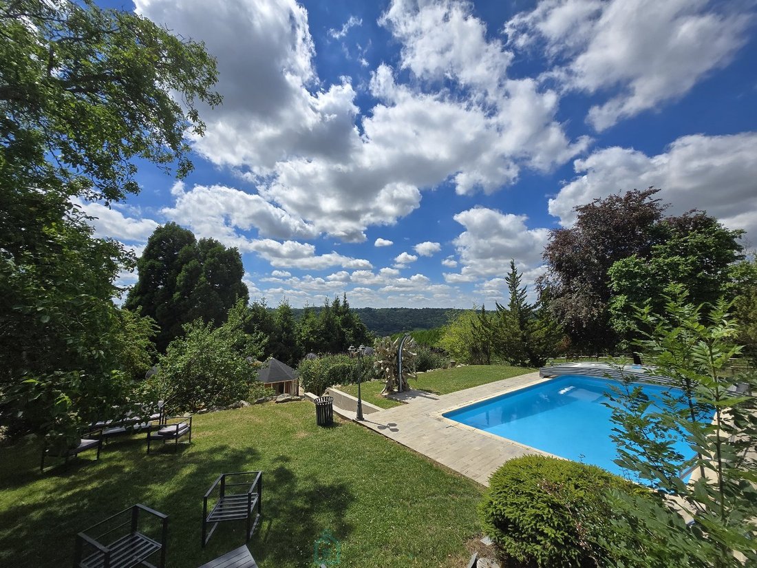 Estate in Coulommiers, Ile-de-France, France 5 - 17537120