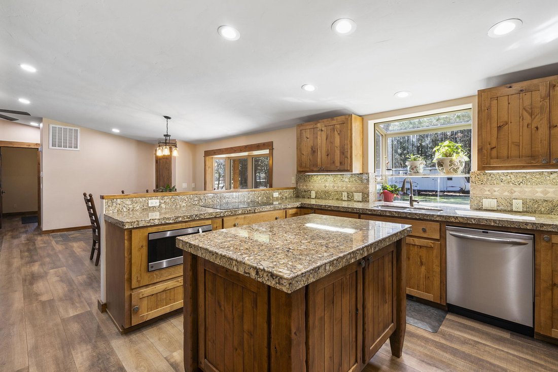 Land in Bend, Oregon, United States 5 - 17536812