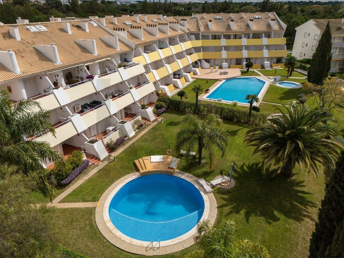Apartment in Loule (Sao Sebastiao), Algarve, Portugal 1 - 17536981