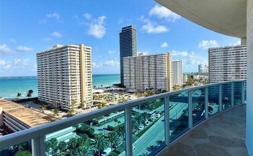 Condo in Hallandale Beach, Florida, United States 1