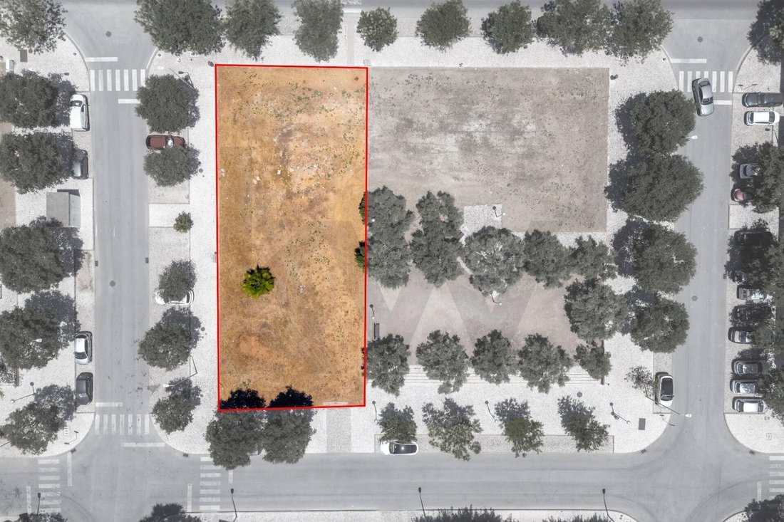 Land in Loule (Sao Clemente), Algarve, Portugal 1 - 17536847