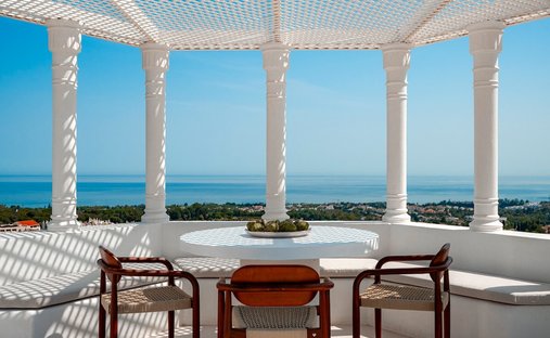 Penthouse in Marbella, Andalusia, Spain 1