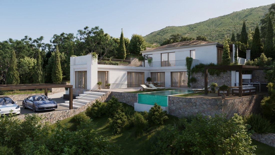 Villa in Elviria-Cabopino, Marbella, Spain 1 - 17536879