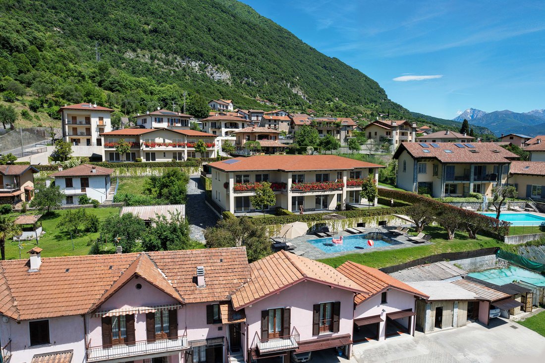 Apartment in Ossuccio, Lombardy, Italy 2 - 17537155