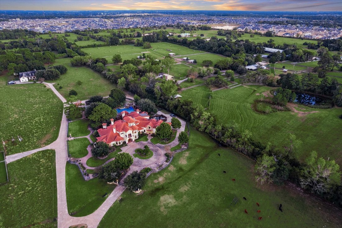 House in Tomball, Texas, United States 1 - 16575418