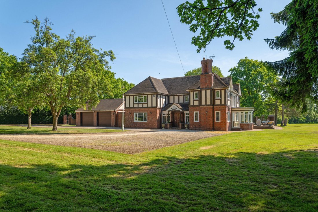 House in Bromsgrove, England 1 - 17537417