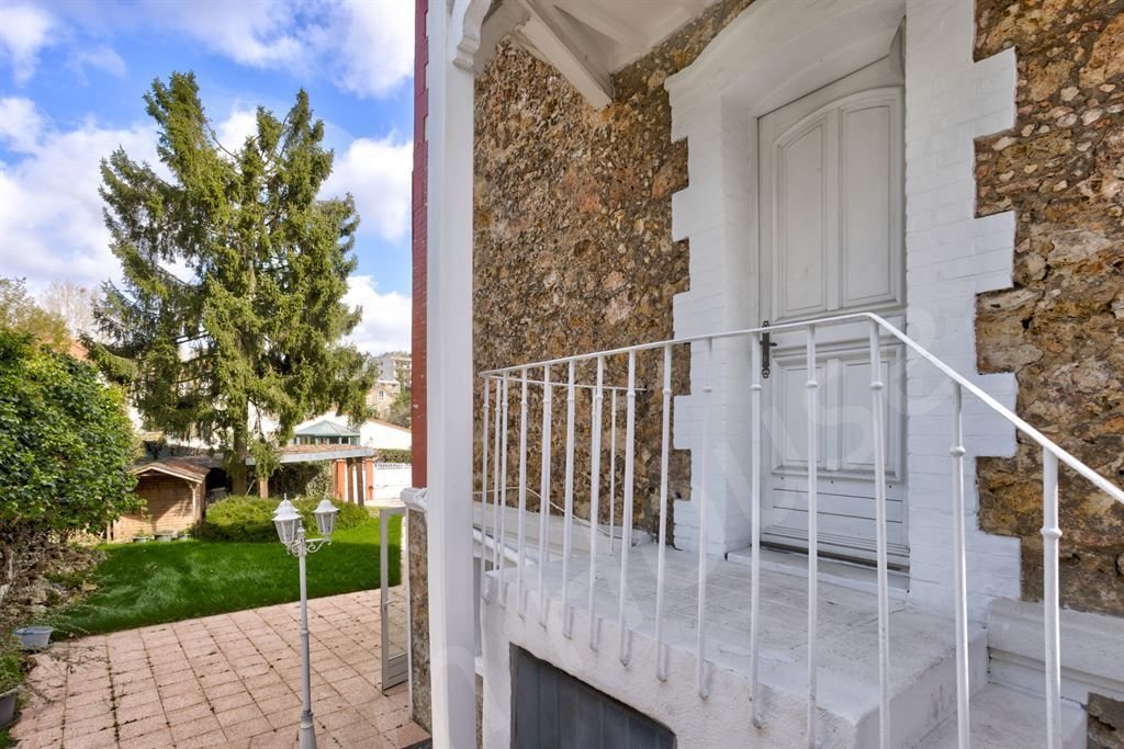 House in Chateau de Vaucresson, Vaucresson, France 4 - 17537456