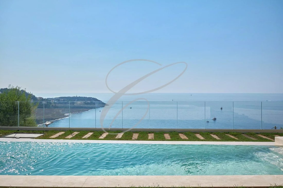 Villa à Roquebrune-Cap-Martin, Provence-Alpes-Côte d'Azur, France 2 - 14575935