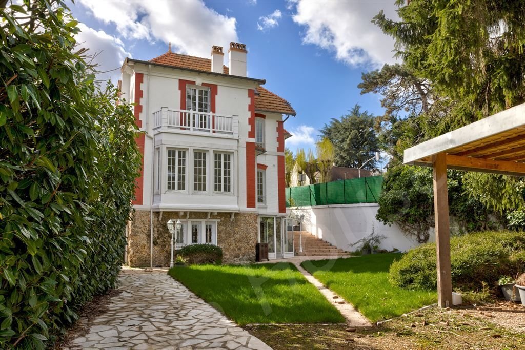 House in Chateau de Vaucresson, Vaucresson, France 1 - 17537456