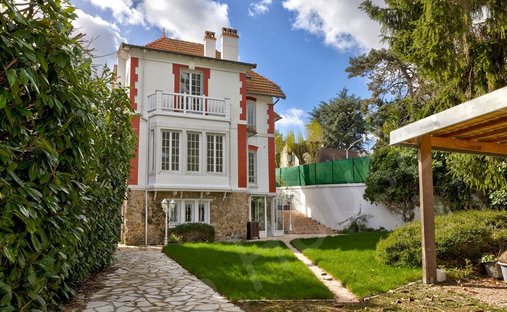 House in Chateau de Vaucresson, Vaucresson, France 1