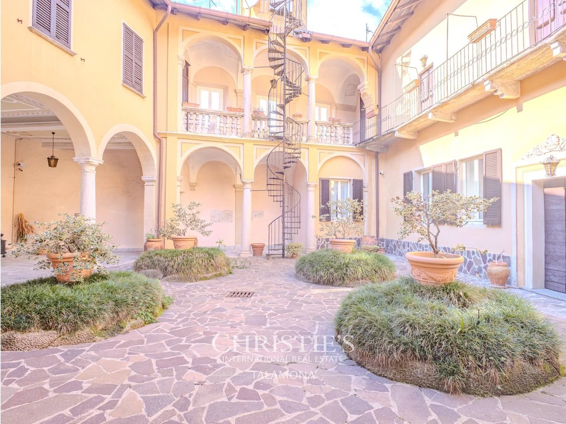 Anwesen in Porto Valtravaglia, Lombardei, Italien 2 - 17537503