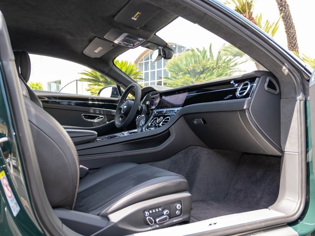 Coupe in La Jolla, CA, United States 2 - 17537349