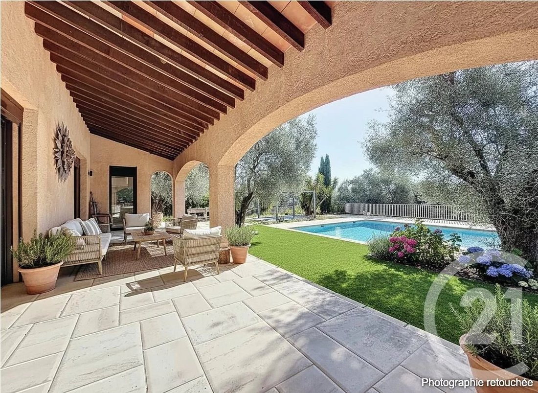 House in Mougins, Provence-Alpes-Côte d'Azur, France 4 - 17537242