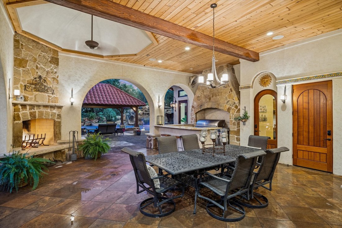House in Tomball, Texas, United States 4 - 16575418