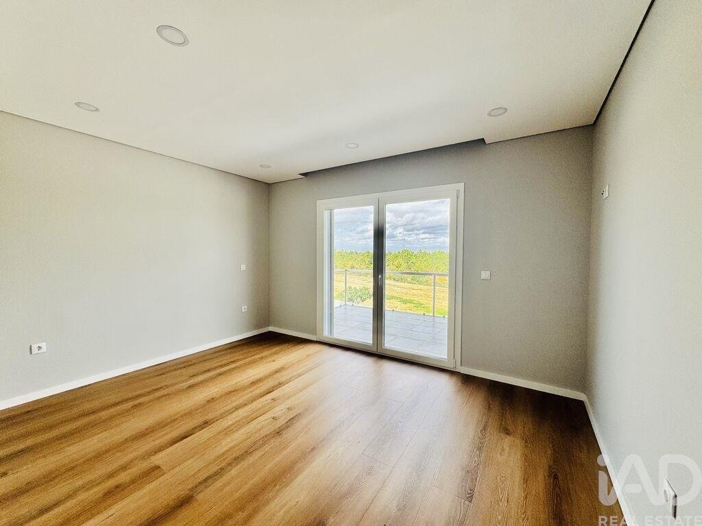 Townhouse in Azeitao (Sao Lourenco e Sao Simao), Setubal, Portugal 5 - 17537675