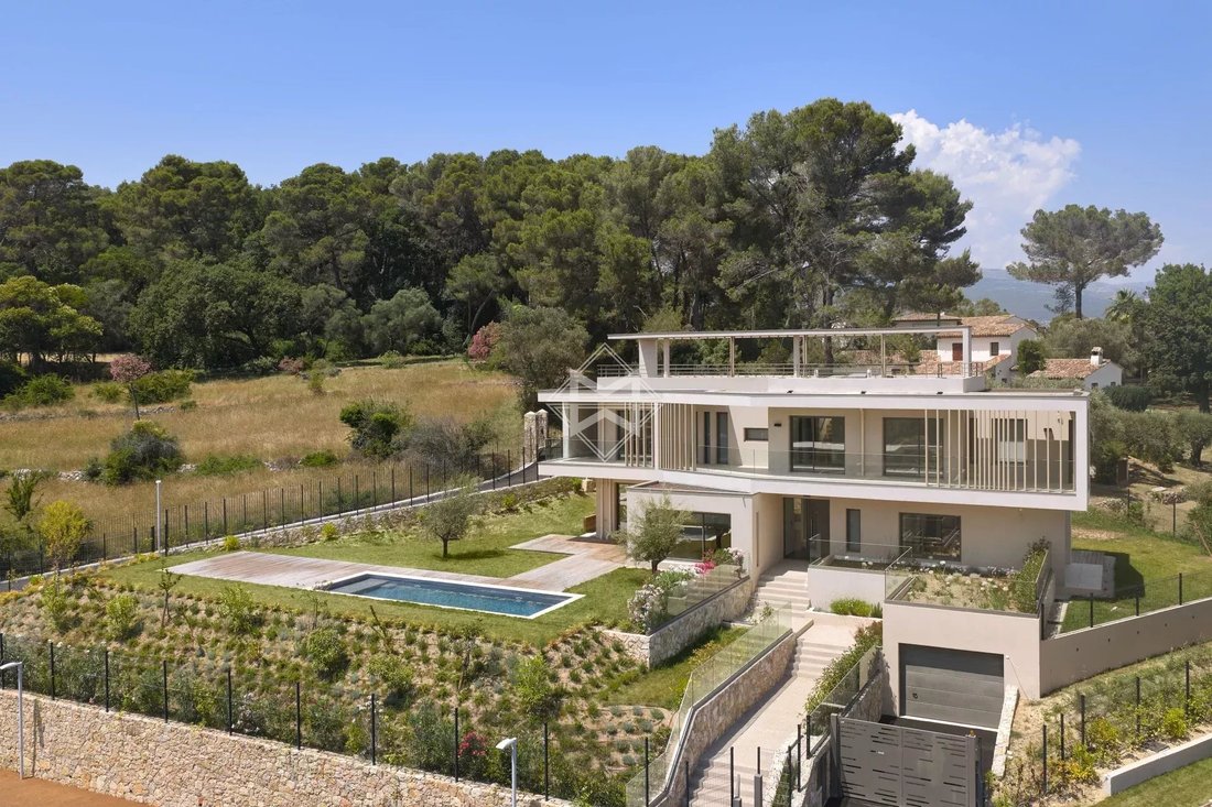 House in Mougins, Provence-Alpes-Côte d'Azur, France 1 - 15887820