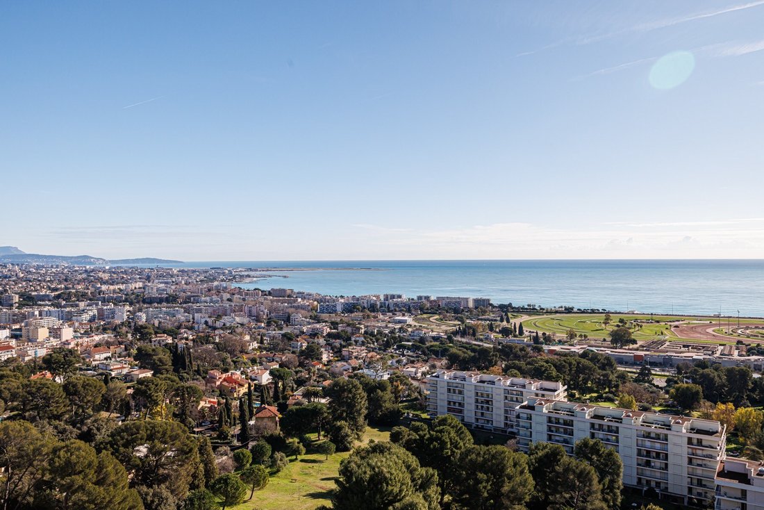 Apartment in Saint Jean-La Gare, Cagnes-sur-Mer, France 5 - 17537338