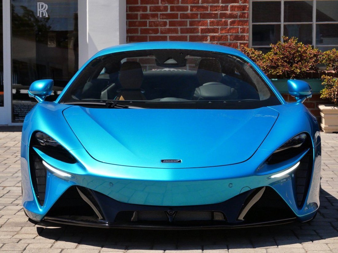 Coupe in Beverly Hills, CA, United States 2 - 17537259